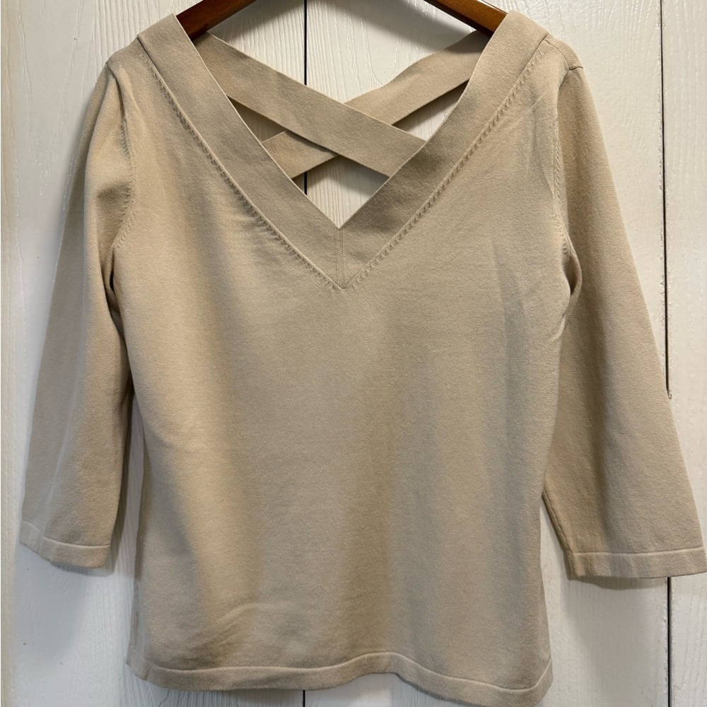 Lafayette 148 New York Cream Tan Classic Transitional V-Neck Top Size Medium